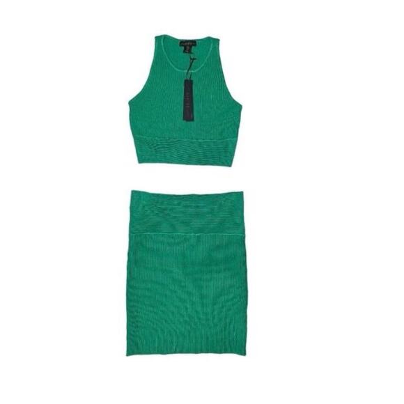 NWT! House of Harlow 1960 Green Ribbed Bodycon Top/Skirt Set - Size Medium - Picture 1 of 7